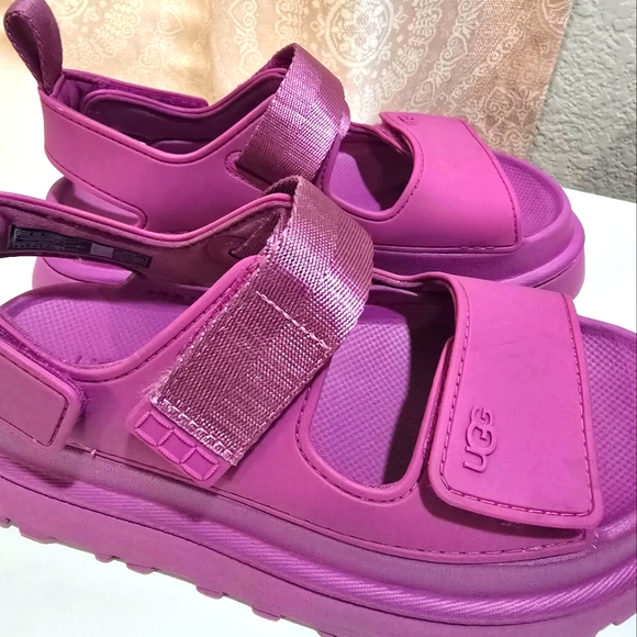 UGG Shoes - UGG Goldenglow Fuchsia Sandals